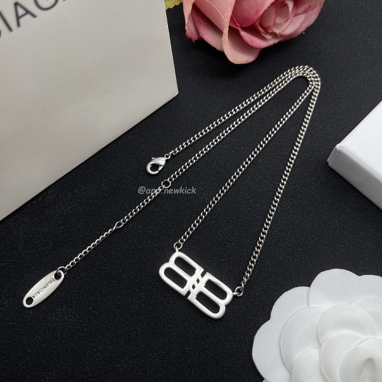 Balenciaga Bb Necklace (3) - www.newkick.vip